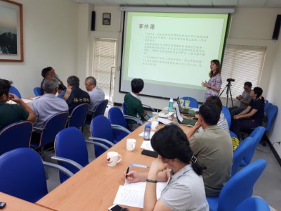 林區管理處邀請林務局、玉山國家公園管理處、保七總隊第六及第九大隊、公路總局玉里公務段、卓清村長何成忠、南安部落青年林泳宏召開緊急研商會議，讓母熊帶回小熊是與會單位共同努力的目標 (3)